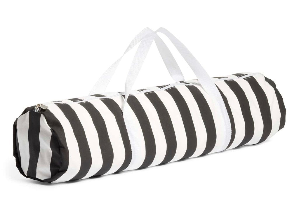 Black & White Stripe Teepee With Mat - House Of Pets Delight (HOPD)