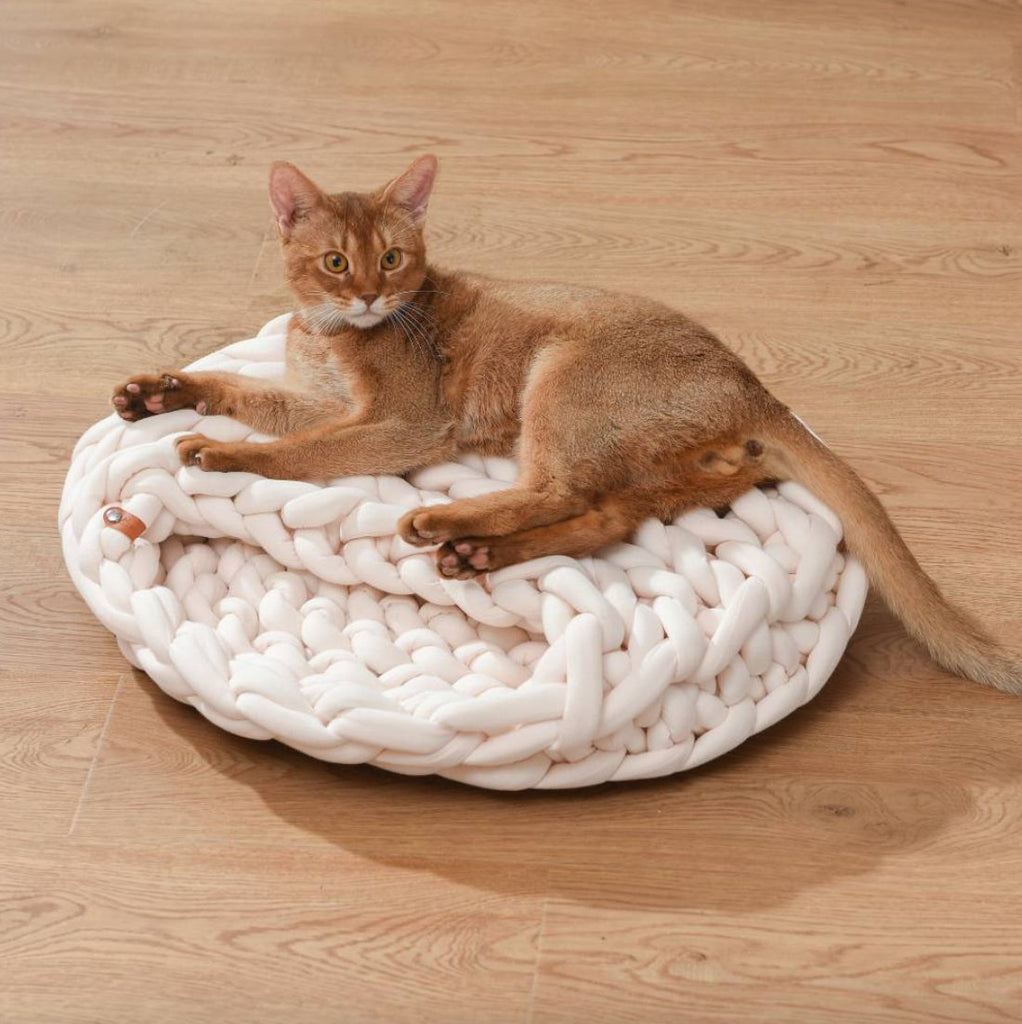 Handmade Luxurious Feline Haven Comfort Cat Nest - Cream - House Of Pets Delight (HOPD)