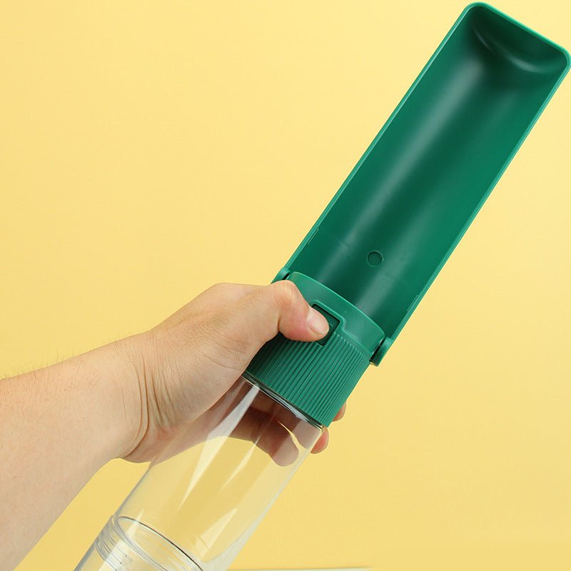 Ribbed Portable Pet Bottle in Emerald - House Of Pets Delight (HOPD)